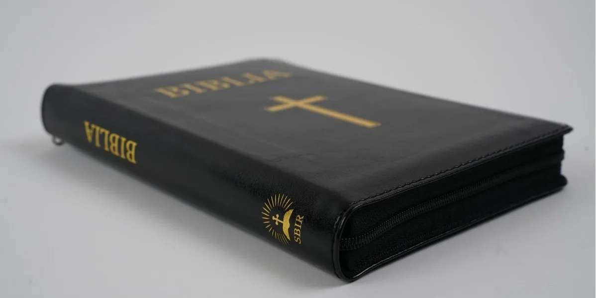 Biblie Cornilescu 056 ZTI Negru - imagine 3