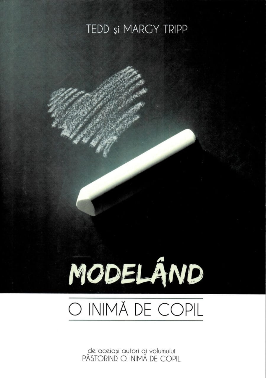Modelând o inimă de copil
