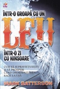 Într-o groapă cu un leu într-o zi de ninsoare